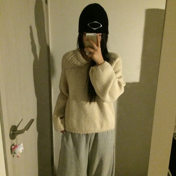 빈티지 아이보리 니트