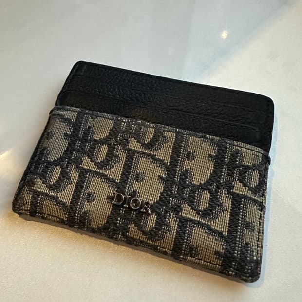 디올 카드지갑