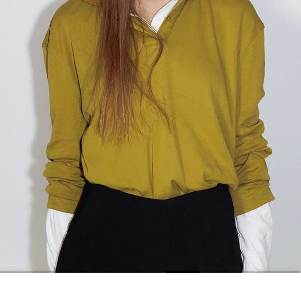 아뜰리에에디션 카라 티셔츠 머스타드