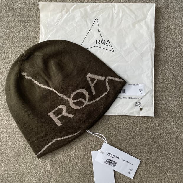 ROA 로아 다크올리브 비니