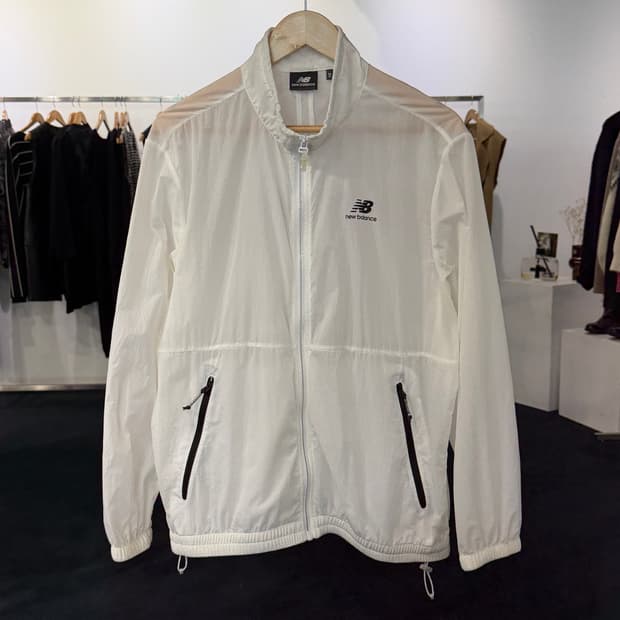 [M] 뉴발란스 우븐 러닝 바람막이