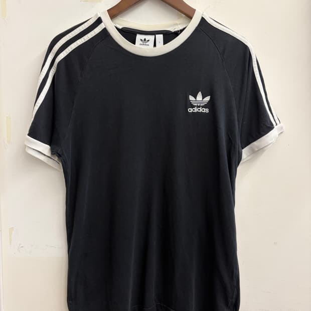 N250. 아디다스 링거티 반팔