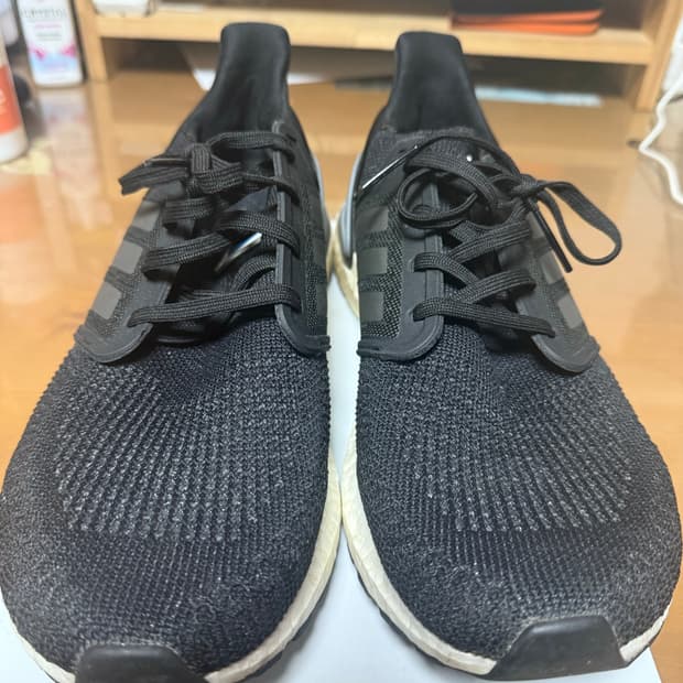 아디다스 울트라 부스트 270