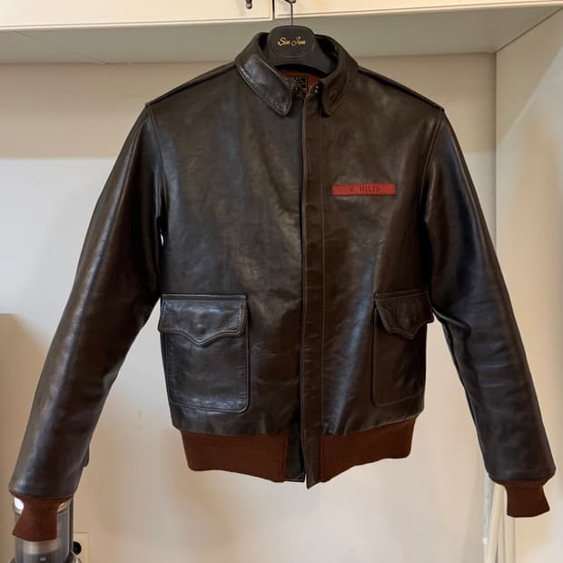 (42size) 토이즈맥코이 브이힐츠 v.hilts a2자켓 판매합니다