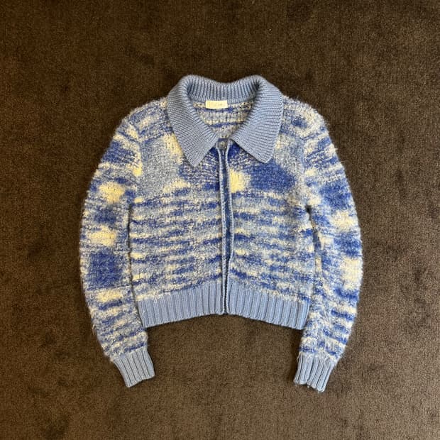 릴라라 블루 패턴 집업 니트