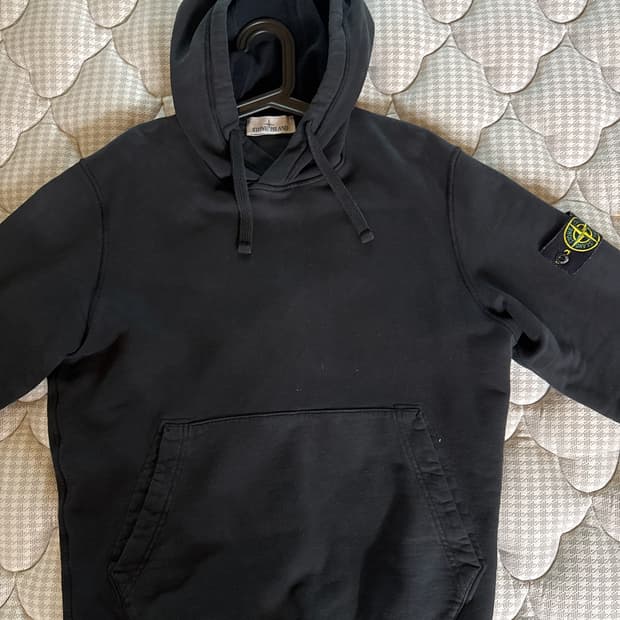 스톤아일랜드 후드집업 