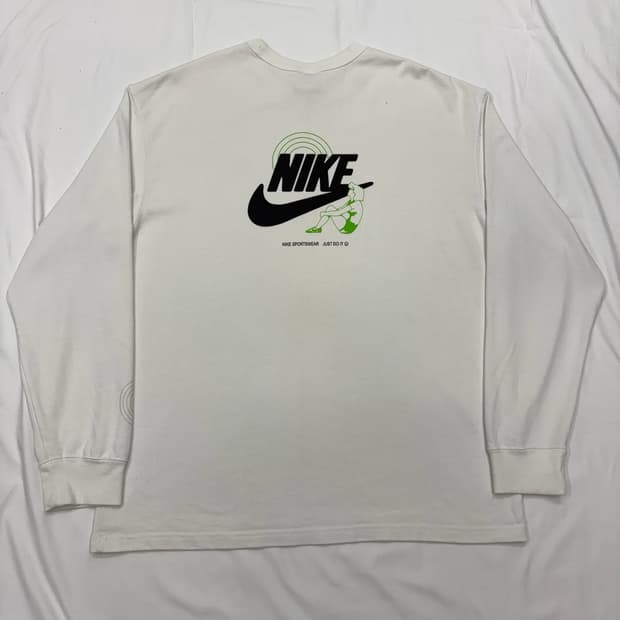 나이키 NSW 스우시 롱스리브 긴팔티