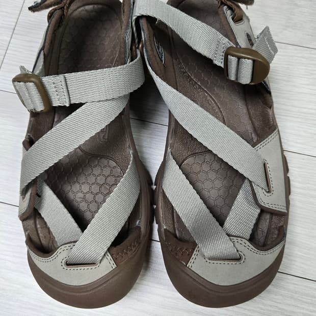 KEEN 킨 제라포트2 샌들240