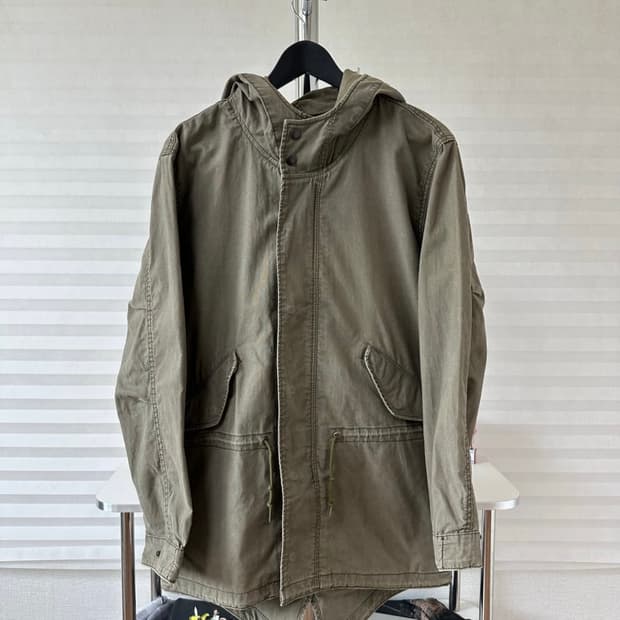 BEAMS Olive Fishtail Military Parka