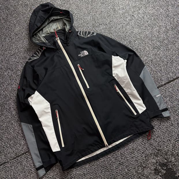 노스페이스 윈드스토퍼 고프코어 배색 바람막이 3202