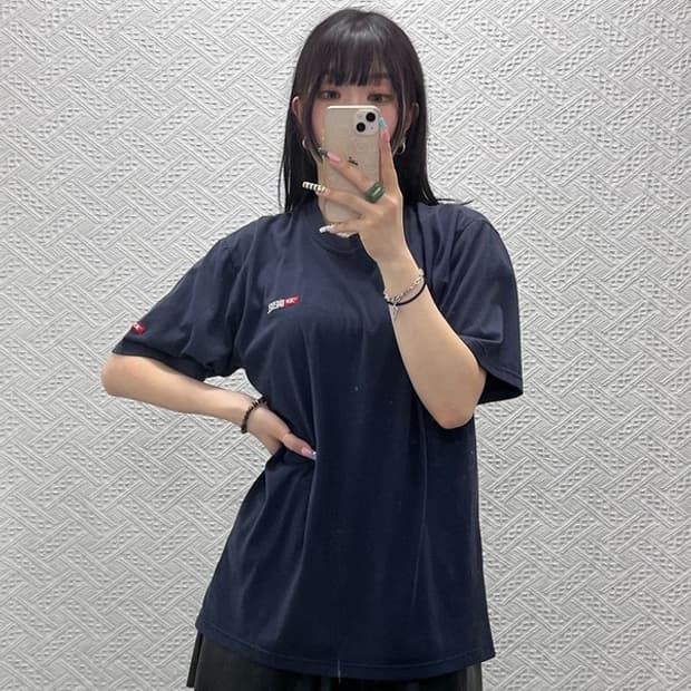 디젤 올드스쿨 캐주얼 빈티지 스몰로고 반팔티 M C12995