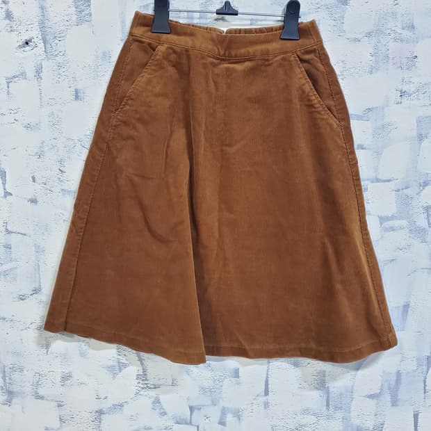 유니클로 여성 코듀로이 스커트 