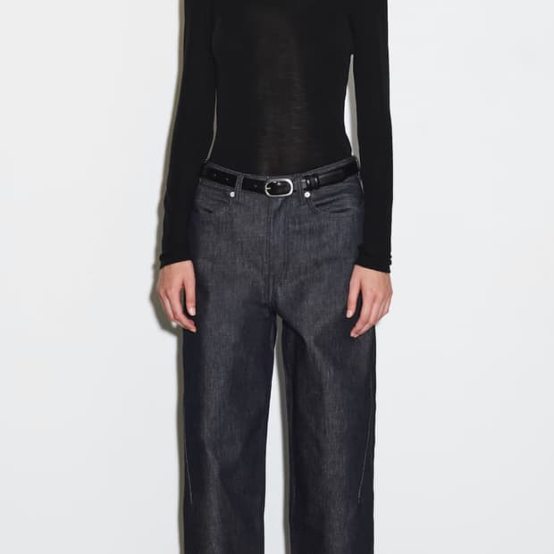 COS 배럴 레그 트라우저 데님진 