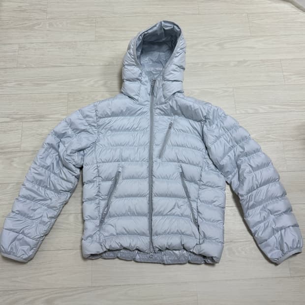 [무신사스탠다드] 시티 레저 후드 라이트 다운 자켓(S)