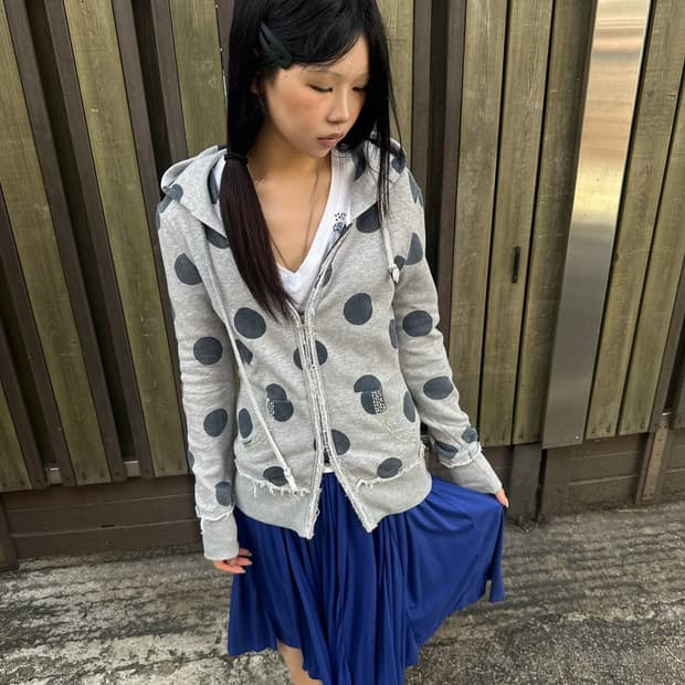 Dot pattern cubic line hood zip-up