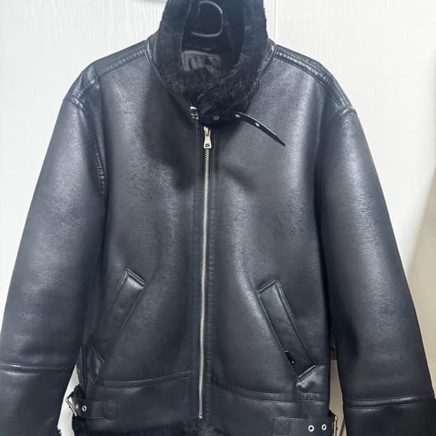 레프트서울 무스탕