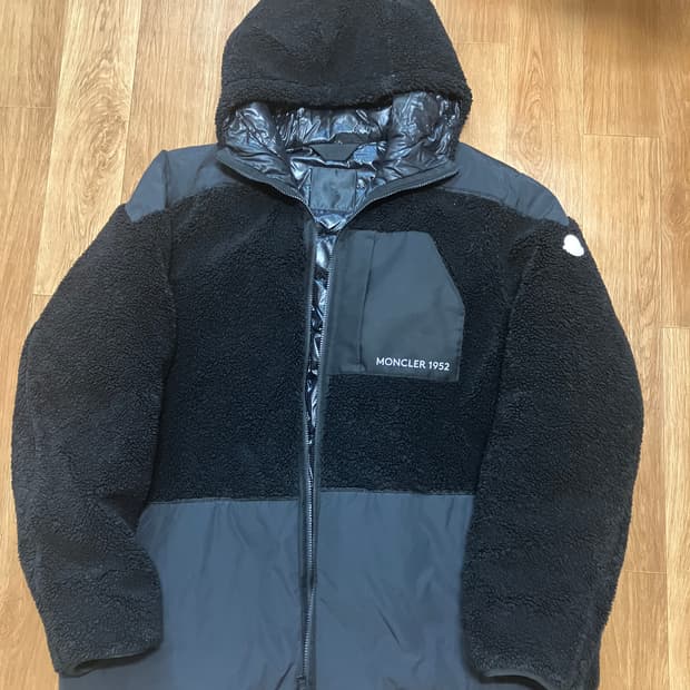 몽클레어 시어링 훌 패딩 블랙 7