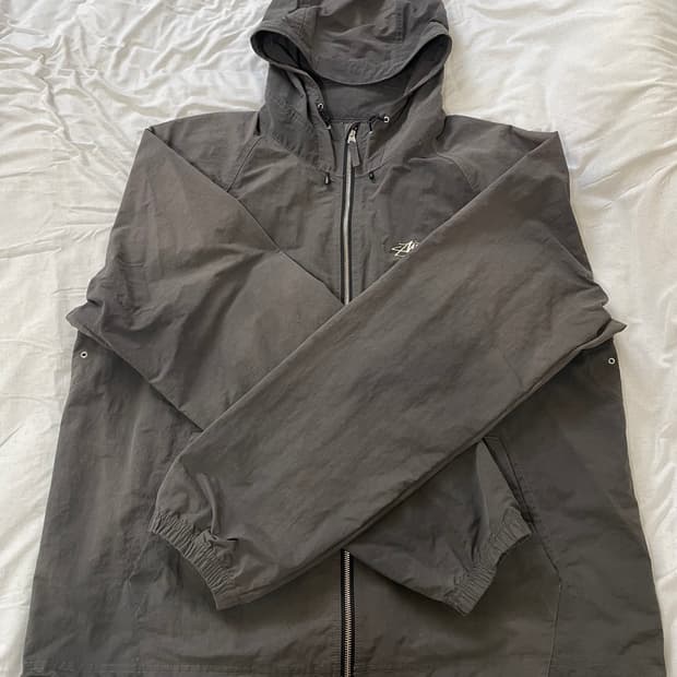 스투시 웨이브 다이 비치 쉘 자켓 블랙