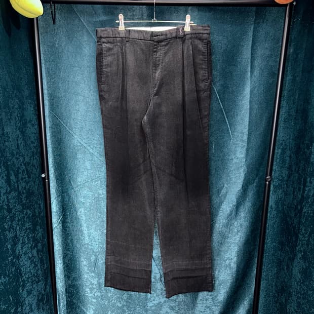 (34) 입생로랑 코듀로이 블랙 팬츠