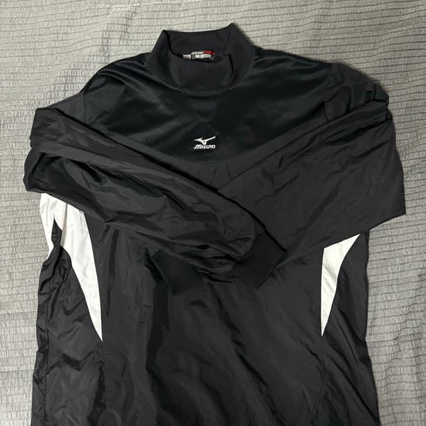 미즈노 베이스볼 풀오버 바람막이