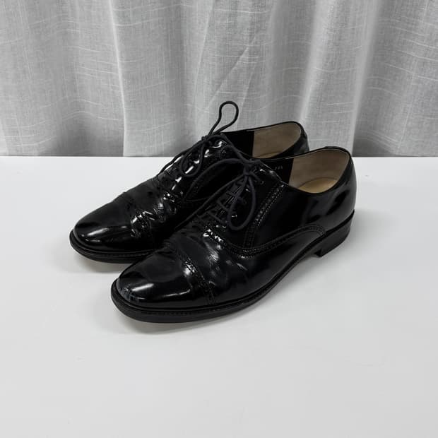 Margaret Howell brogue cap toe