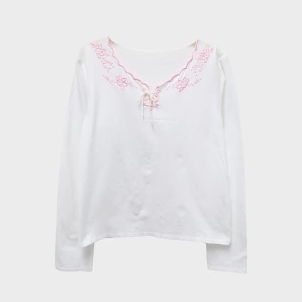 FELL AND EASE 에스닉 발레코어 블라우스 63243