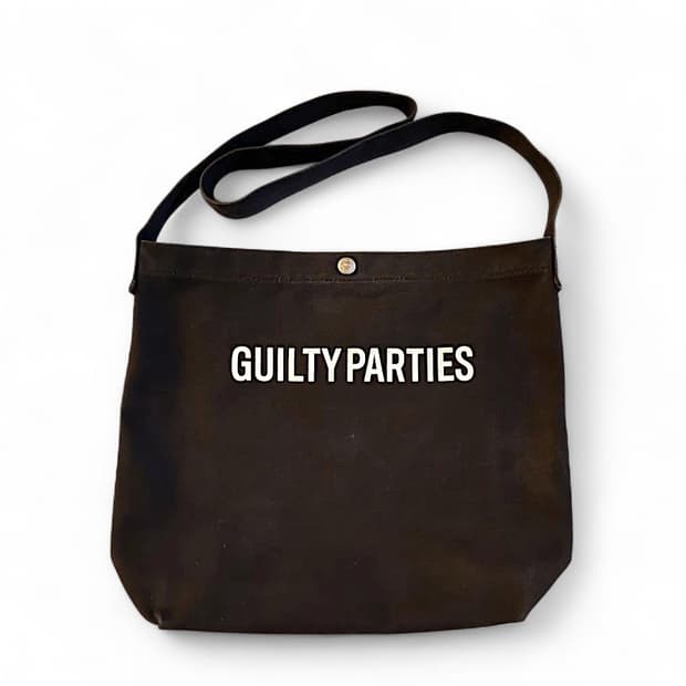 와코마리아  GUILTY PARTIES 캔버스 숄더백