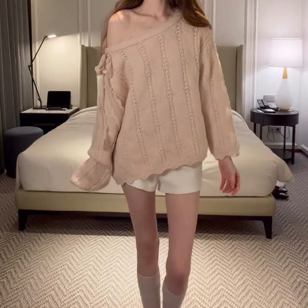 더티스 소프트 베일 오프숄더 니트 핑크