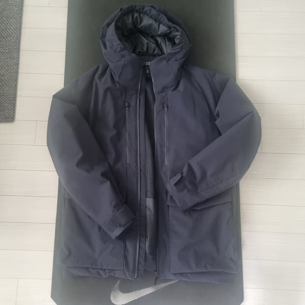 유니클로 검정패딩L