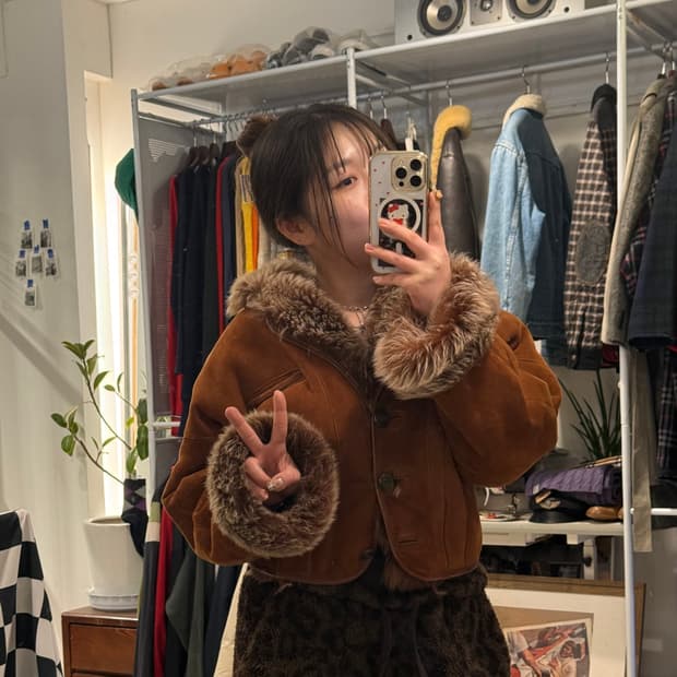 90s beLFormo Sheepskin fleece Mustang