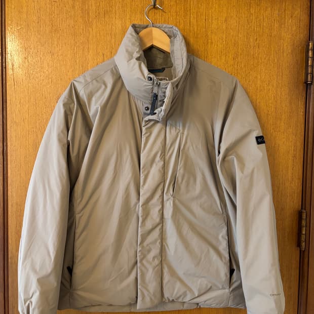 컬럼비아 옴니테크 베이지패딩