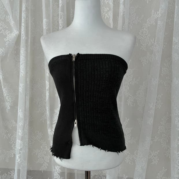 F) 마뗑킴 데미지 니트 집업 튜브 탑 블랙