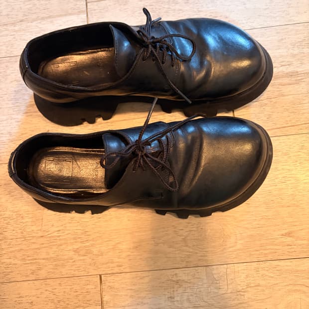 구이디 청키 솔 더비 슈드 41