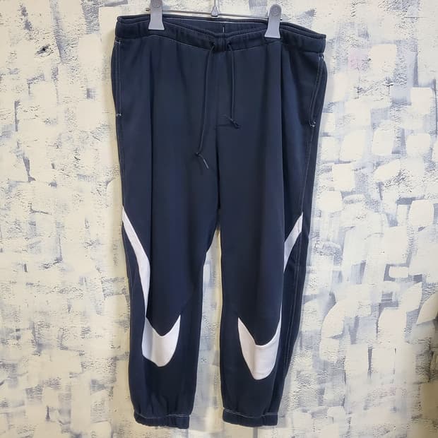 나이키 스우시 기모 조거팬츠 