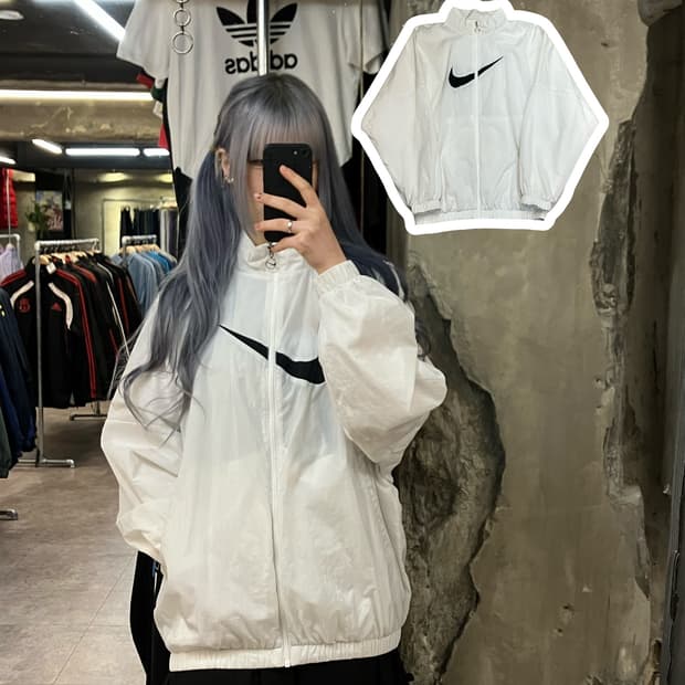 나이키 바람막이 점퍼 화이트 L  #csz2421