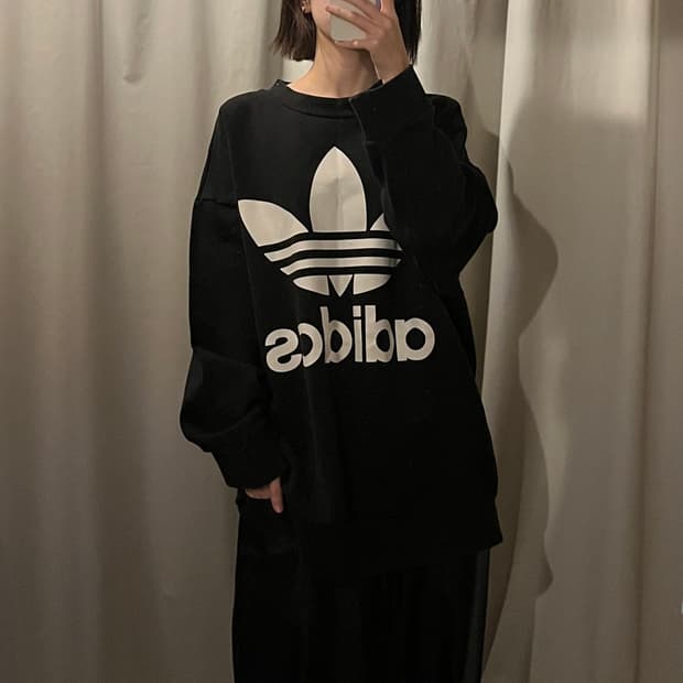 아디다스 맨투맨 블랙