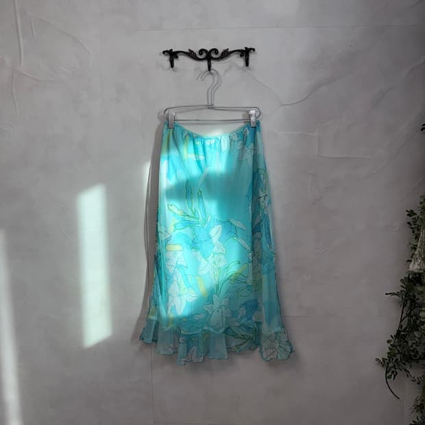 Mint oriental floral banding sheer skirt