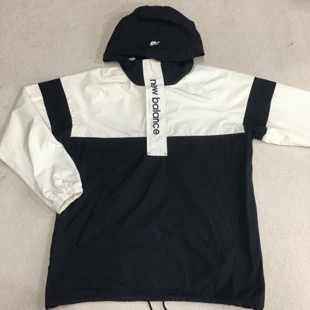 뉴발란스 아노락 만원샵 BB18