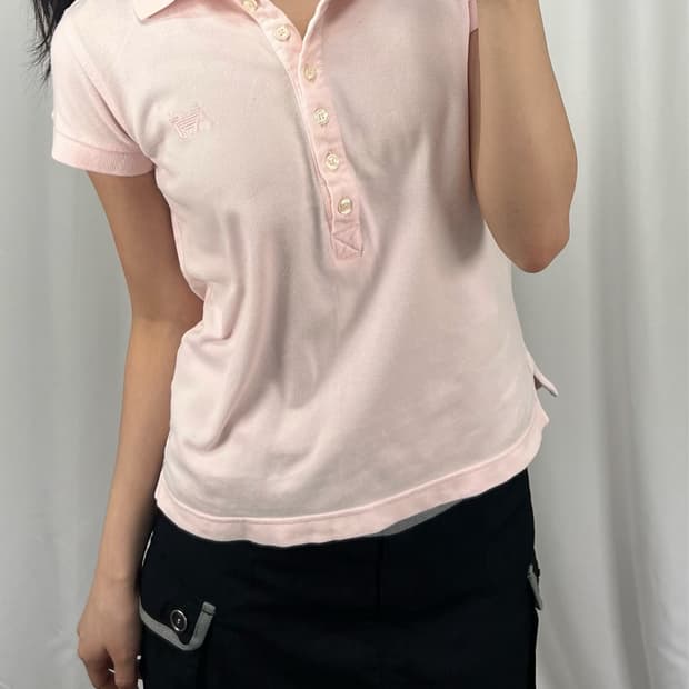 아르마니 진스 핑크 카라 반팔 