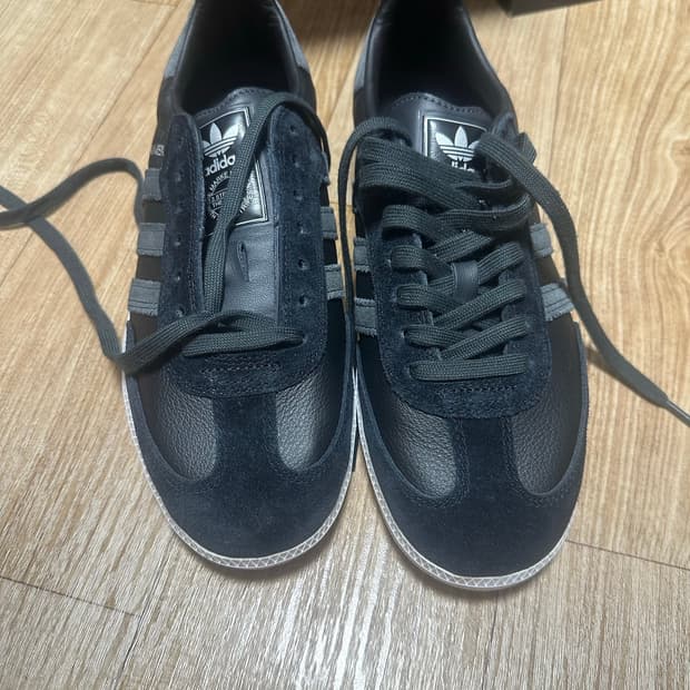 아디다스 삼바adv블랙 255 팝니가