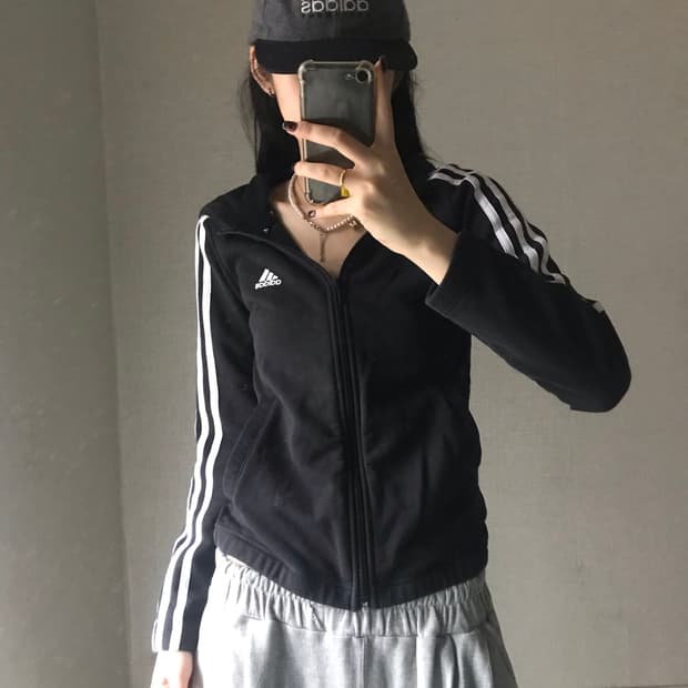 아디다스 블랙 슬림핏 후드집업