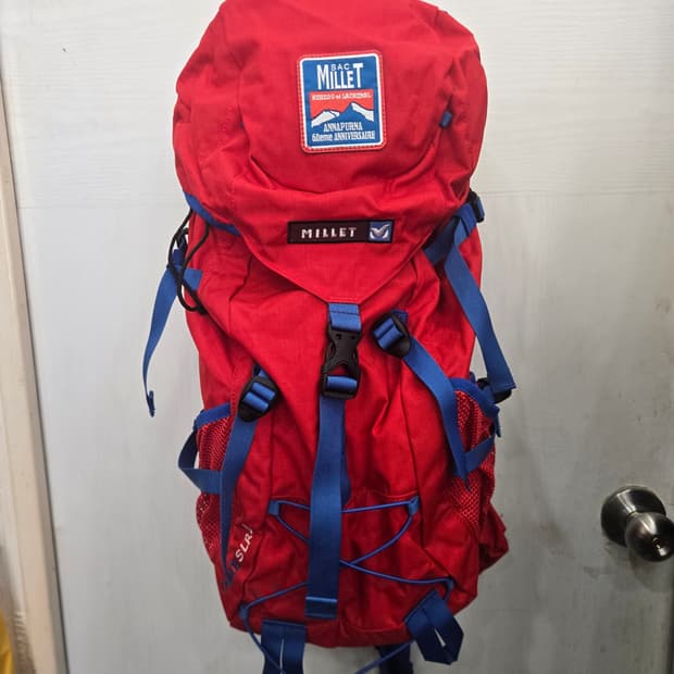 사이즈40L)) MILLET 밀레 한정판 등산가방! 수납공간 짱 넓어요