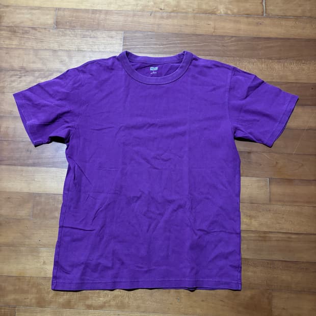 uniqlo purple t shirts Lsiz