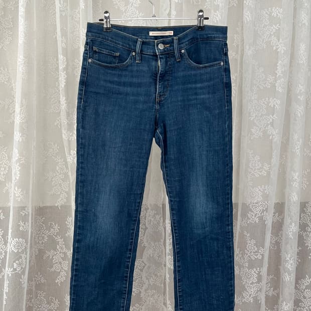 29) 리바이스 여성 314 쉐이핑 스트레이트 데님 청바지