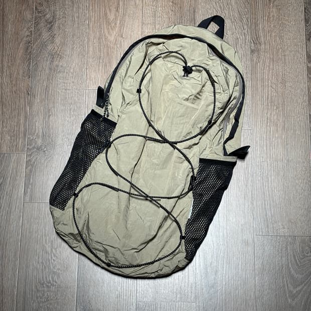 Ends and means 패커블 백팩