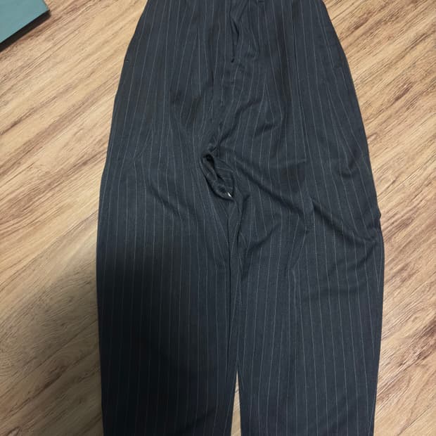 노운 스트라이프 슬랙스