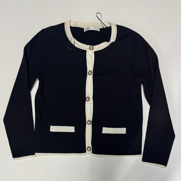 여성 자라 ZARA 비스코스 니트 배색 가디건 S  샤넬느낌!!