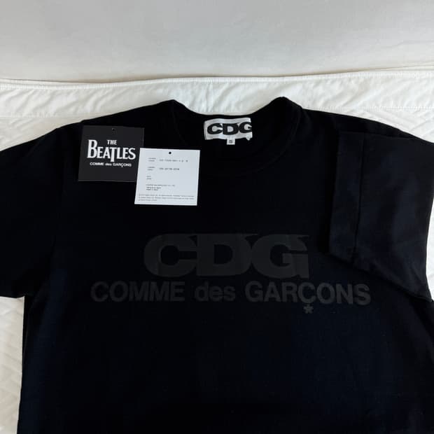 CDG 꼼데가르송 모노크롬 티셔츠 블랙 S