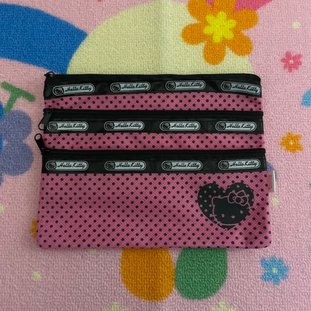 [새상품] 06년도 산리오 고전 키티 땡땡이 블랙핑크 3단 파우치
