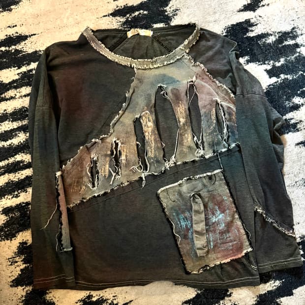 데님 컷 디테일 워싱 빈티지 슬리브 긴팔티셔츠 